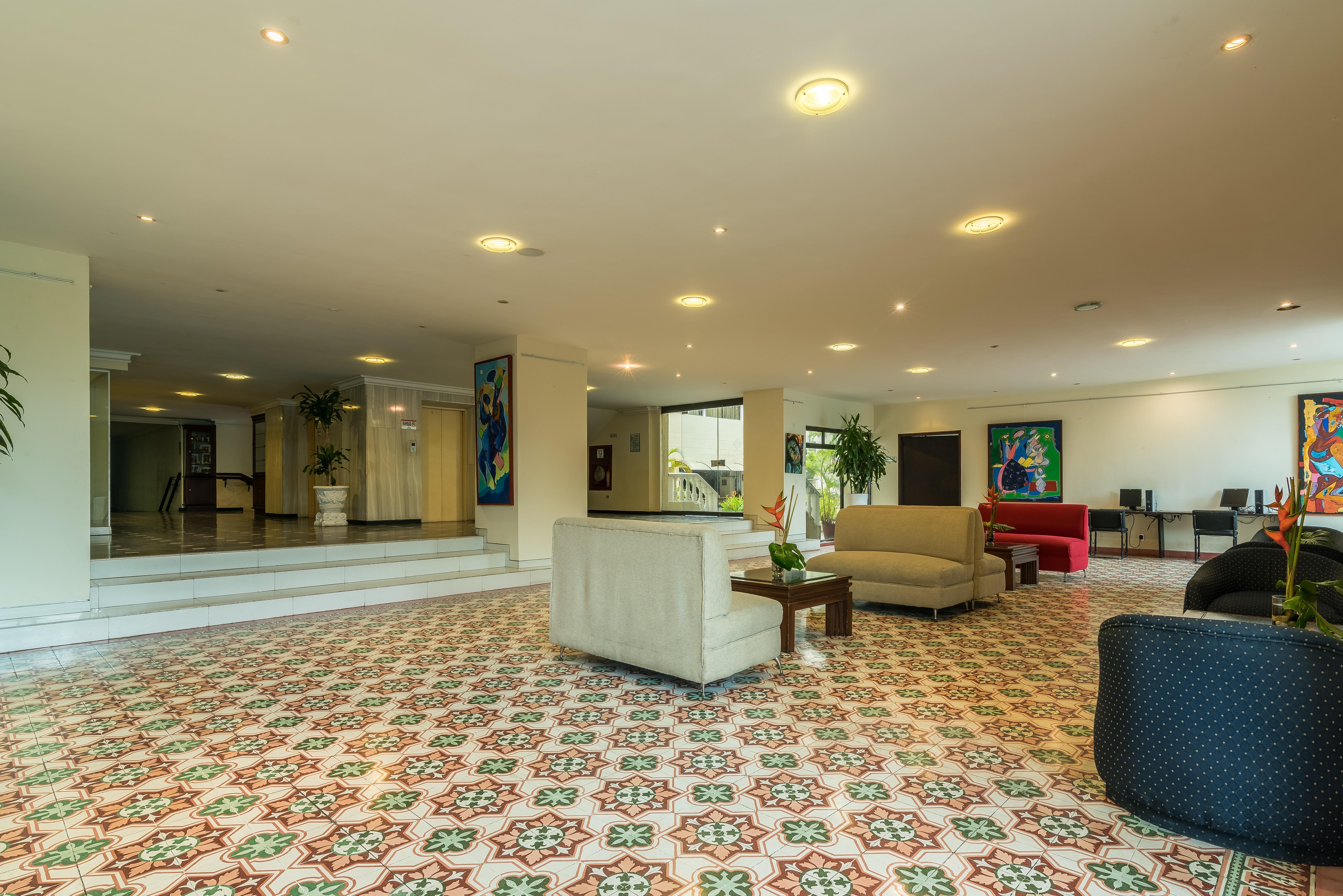 Hotel Faranda Express Puerta Del Sol Barranquilla, A Member Of Radisson Individuals Barranquilla  Ngoại thất bức ảnh