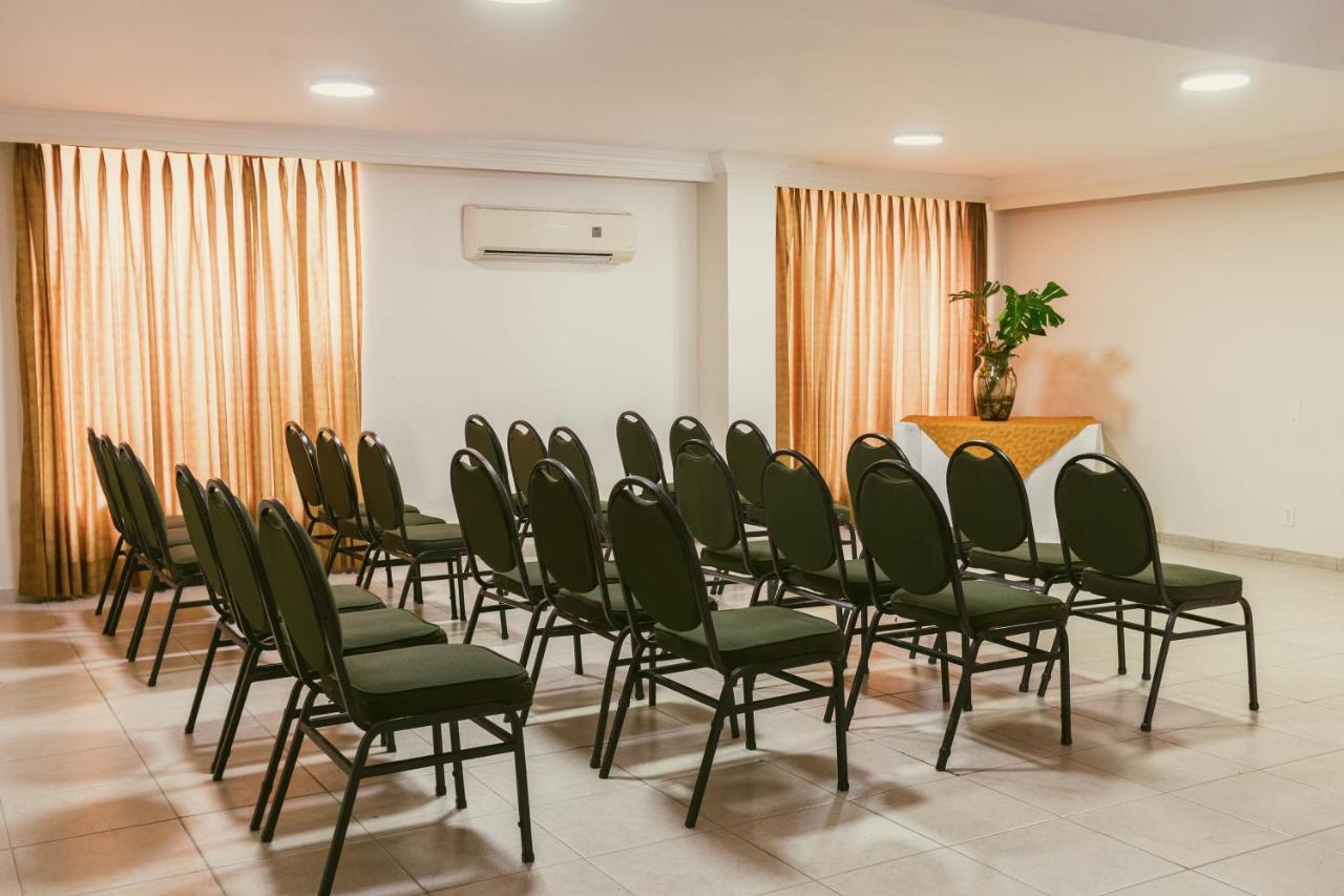 Hotel Faranda Express Puerta Del Sol Barranquilla, A Member Of Radisson Individuals Barranquilla  Ngoại thất bức ảnh