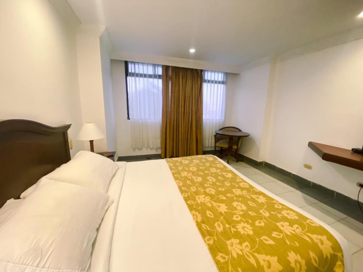 Hotel Faranda Express Puerta Del Sol Barranquilla, A Member Of Radisson Individuals Barranquilla  Ngoại thất bức ảnh