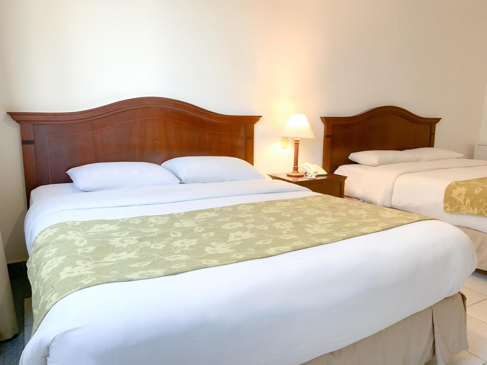 Hotel Faranda Express Puerta Del Sol Barranquilla, A Member Of Radisson Individuals Barranquilla  Ngoại thất bức ảnh