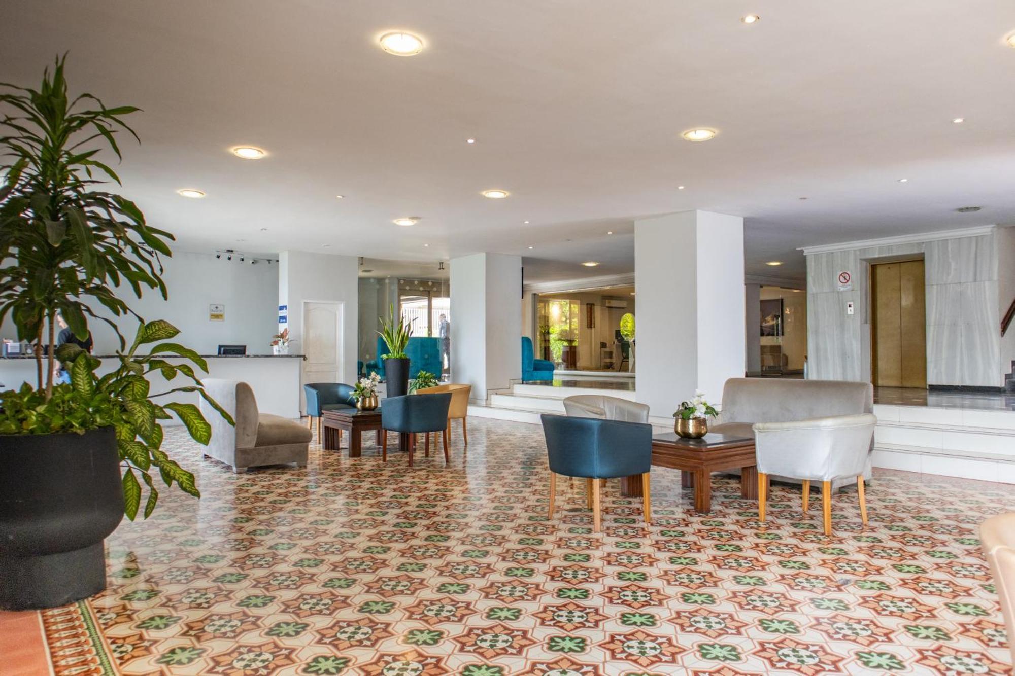 Hotel Faranda Express Puerta Del Sol Barranquilla, A Member Of Radisson Individuals Barranquilla  Ngoại thất bức ảnh