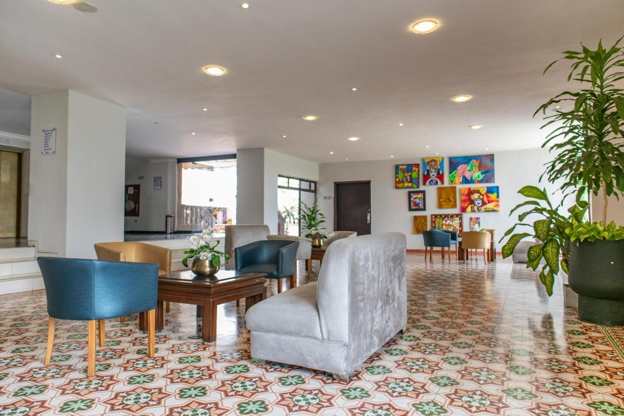 Hotel Faranda Express Puerta Del Sol Barranquilla, A Member Of Radisson Individuals Barranquilla  Ngoại thất bức ảnh