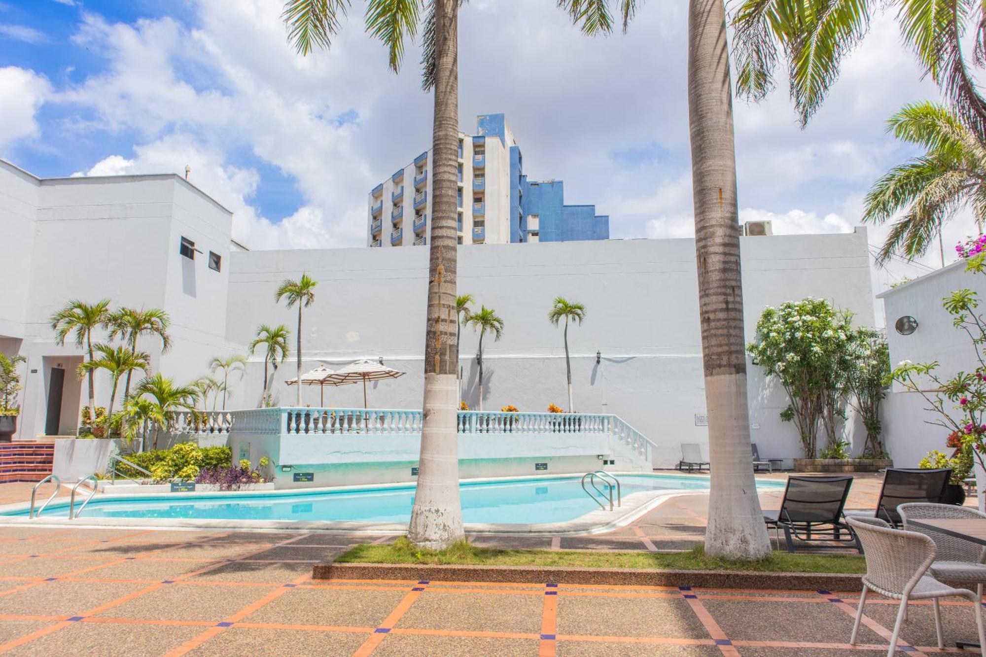 Hotel Faranda Express Puerta Del Sol Barranquilla, A Member Of Radisson Individuals Barranquilla  Ngoại thất bức ảnh